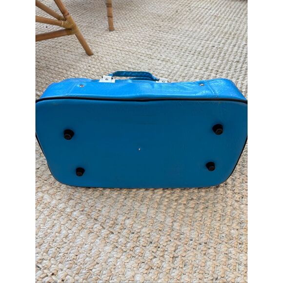 Vintage Callaway leather embroidered Golf Carry On Bag With Shoe compartment - Picture 2 of 9